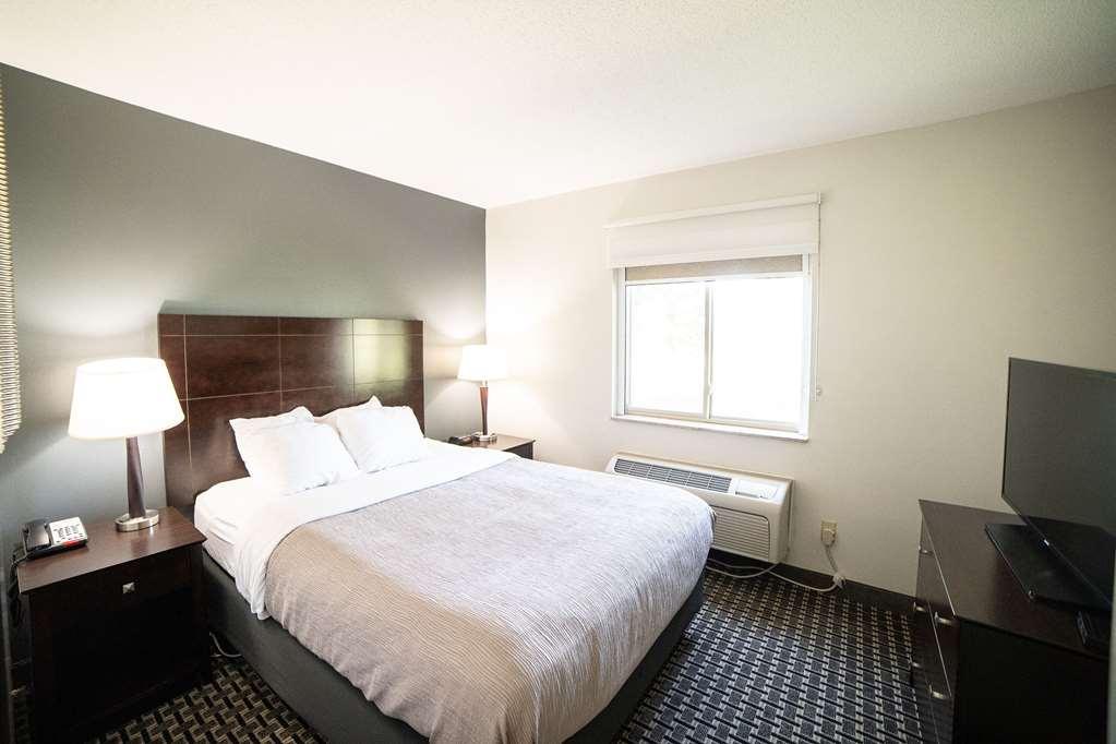 Quality Inn & Suites Watertown Near Prairie Lakes Ice Arena Kamer foto