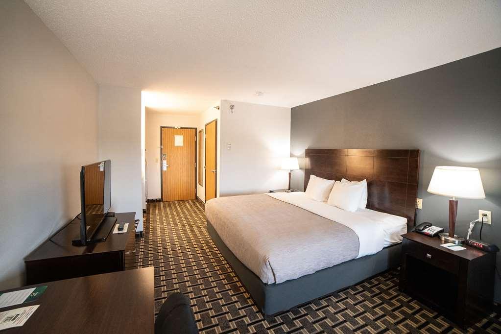 Quality Inn & Suites Watertown Near Prairie Lakes Ice Arena Kamer foto