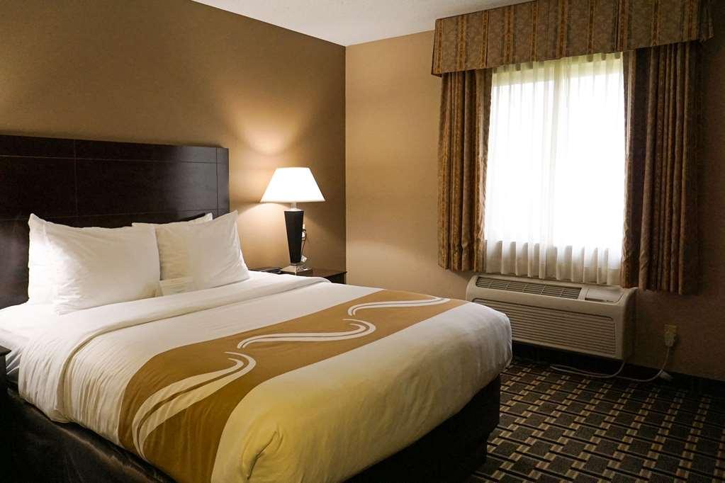 Quality Inn & Suites Watertown Near Prairie Lakes Ice Arena Kamer foto